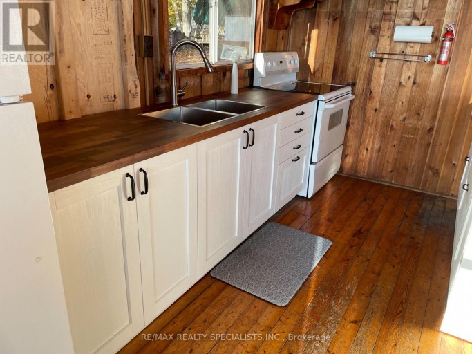 LOT 42 SNAKE ISLAND ROAD, Georgina Islands (Snake Island), Ontario, L4P3E9