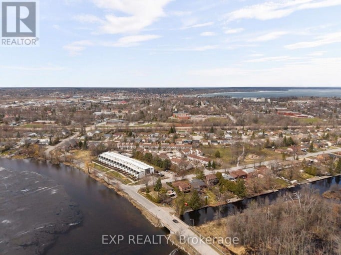 12 - 12 LANKIN BOULEVARD, Orillia, Ontario, L3V6T1