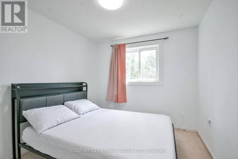 416 SUNNIDALE ROAD, Barrie (Northwest), Ontario, L4N7A8