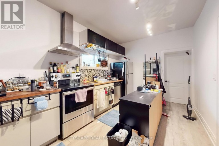 467 KEELE STREET, Toronto (Junction Area), Ontario, M6N3E1