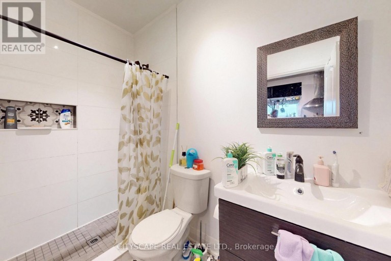 467 KEELE STREET, Toronto (Junction Area), Ontario, M6N3E1