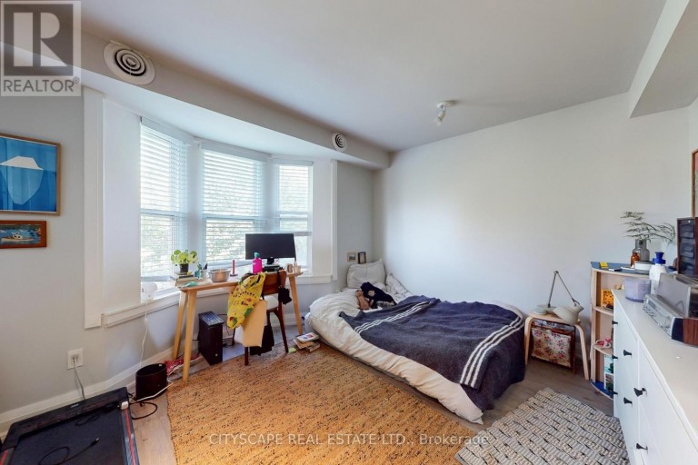 467 KEELE STREET, Toronto (Junction Area), Ontario, M6N3E1