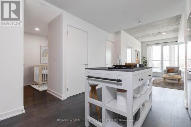 403 - 57 BROCK AVENUE Toronto (Roncesvalles) Ontario photo 2