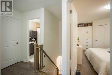 104 HOWE AVENUE Toronto (Clairlea-Birchmount) Ontario photo 18