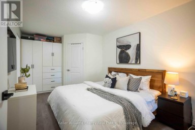 104 HOWE AVENUE Toronto (Clairlea-Birchmount) Ontario photo 19