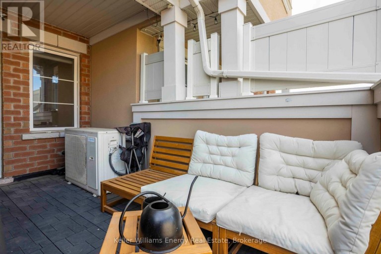 104 HOWE AVENUE, Toronto (Clairlea-Birchmount), Ontario, M1C0J4