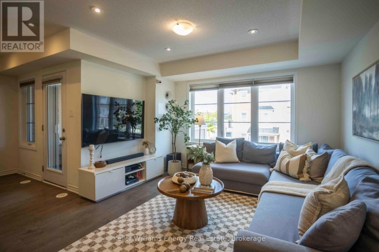 104 HOWE AVENUE, Toronto (Clairlea-Birchmount), Ontario, M1C0J4