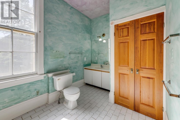 21 ROSE AVENUE, Toronto (Cabbagetown-South St. James Town), Ontario, M4X1N7