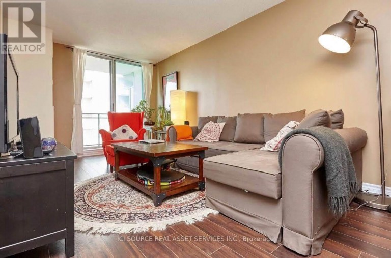 812 - 228 QUEENS QUAY W, Toronto (Waterfront Communities), Ontario, M5J2X1
