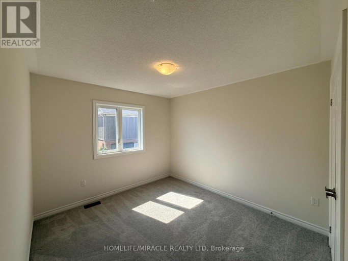 166 CROMBIE STREET, Clarington (Bowmanville), Ontario, L1C4A6
