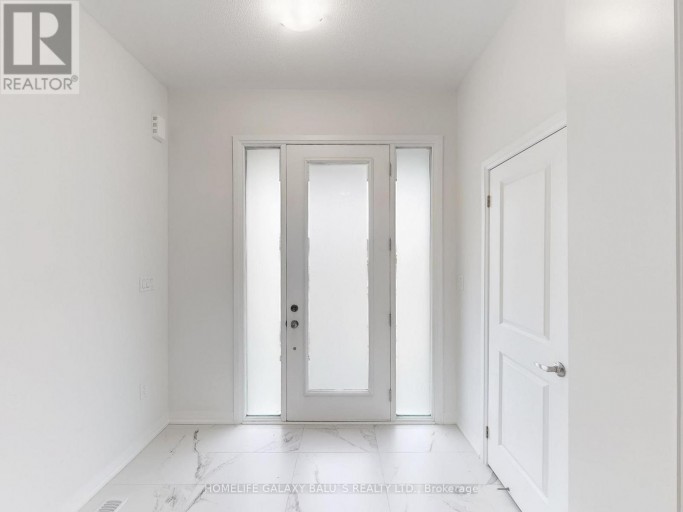 1127 ZIRCON MANOR, Pickering, Ontario, L1X0P7