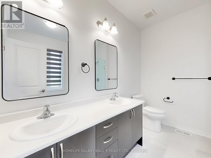 1127 ZIRCON MANOR, Pickering, Ontario, L1X0P7