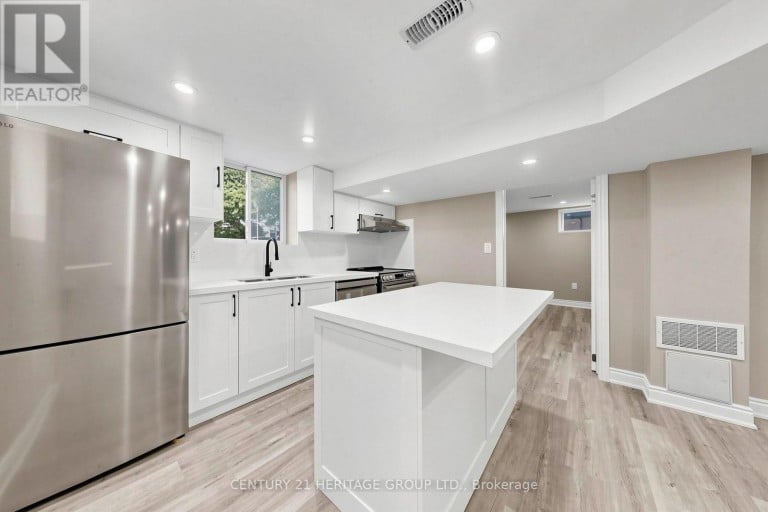 48 KECALA ROAD, Toronto (Dorset Park), Ontario, M1P1K6