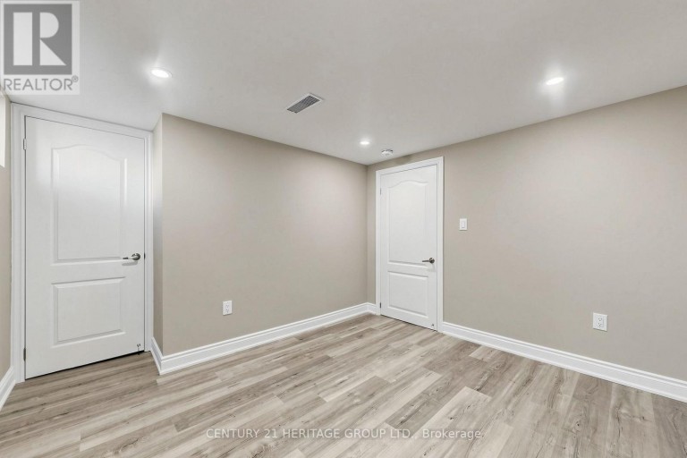 48 KECALA ROAD, Toronto (Dorset Park), Ontario, M1P1K6