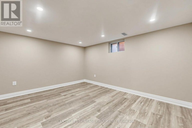 48 KECALA ROAD, Toronto (Dorset Park), Ontario, M1P1K6
