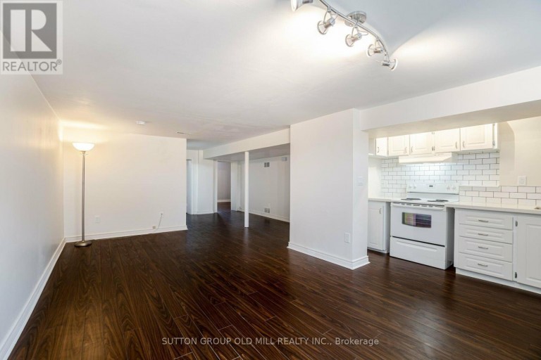 LOWER - 5 APPLEFIELD DRIVE, Toronto (Bendale), Ontario, M1P3X8