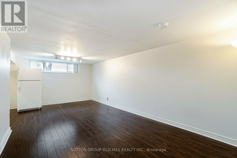 LOWER - 5 APPLEFIELD DRIVE, Toronto (Bendale), Ontario, M1P3X8