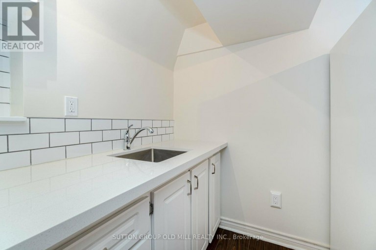 LOWER - 5 APPLEFIELD DRIVE, Toronto (Bendale), Ontario, M1P3X8