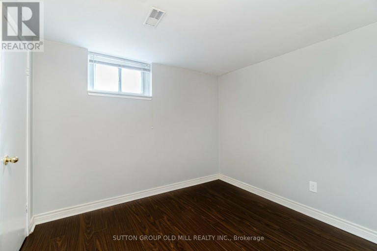 LOWER - 5 APPLEFIELD DRIVE, Toronto (Bendale), Ontario, M1P3X8