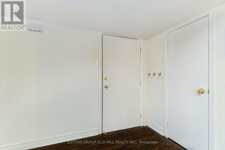 LOWER - 5 APPLEFIELD DRIVE, Toronto (Bendale), Ontario, M1P3X8