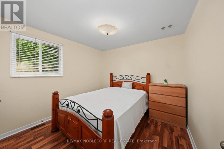 166 COLLINGS AVENUE, Bradford West Gwillimbury (Bradford), Ontario, L3Z1W1