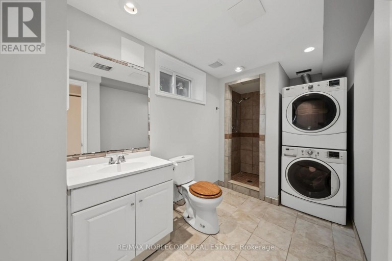 166 COLLINGS AVENUE, Bradford West Gwillimbury (Bradford), Ontario, L3Z1W1