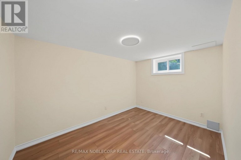 166 COLLINGS AVENUE, Bradford West Gwillimbury (Bradford), Ontario, L3Z1W1