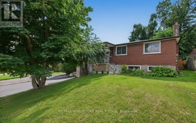 166 COLLINGS AVENUE Bradford West Gwillimbury (Bradford) Ontario photo 2