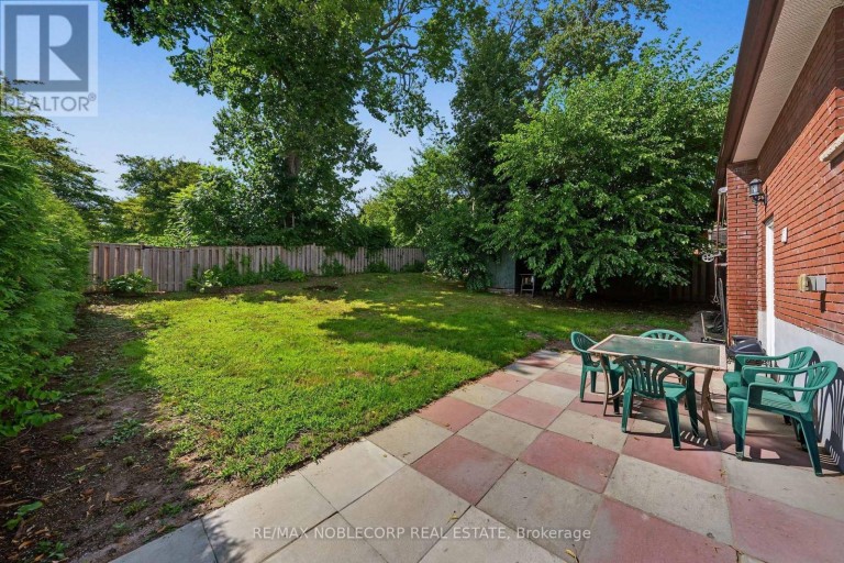 166 COLLINGS AVENUE, Bradford West Gwillimbury (Bradford), Ontario, L3Z1W1