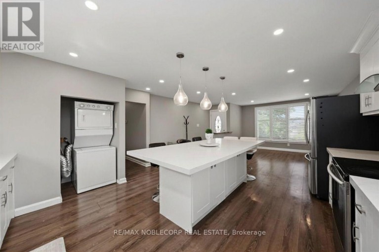 166 COLLINGS AVENUE, Bradford West Gwillimbury (Bradford), Ontario, L3Z1W1