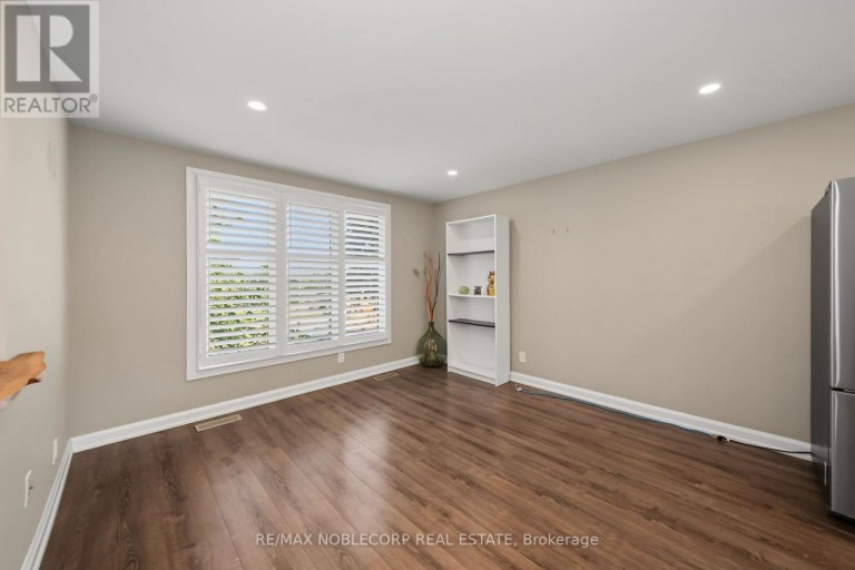 166 COLLINGS AVENUE, Bradford West Gwillimbury (Bradford), Ontario, L3Z1W1