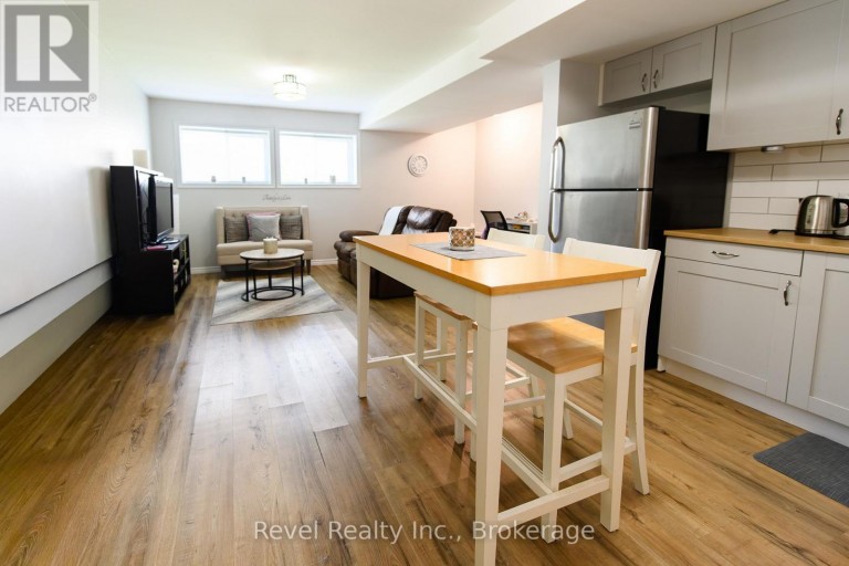37 MARILYN AVENUE N, Wasaga Beach, Ontario, L9Z2Y5