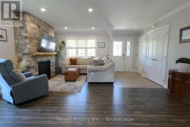 37 MARILYN AVENUE N Wasaga Beach Ontario photo 5