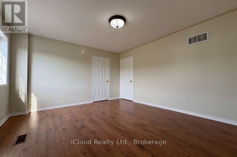 1220 KNIGHT TRAIL, Milton (DE Dempsey), Ontario, L9T5R9
