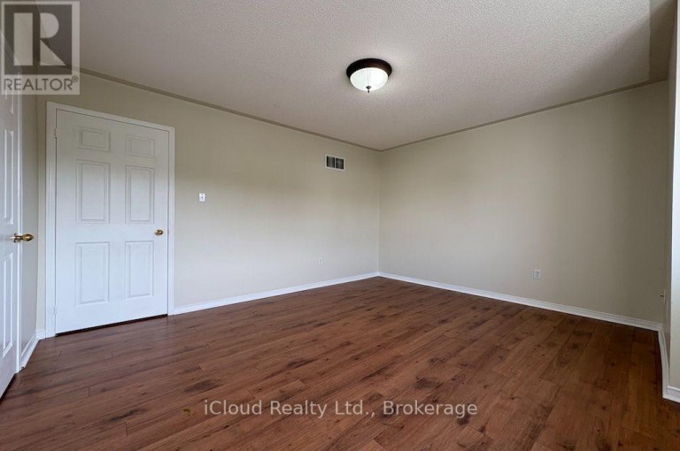 1220 KNIGHT TRAIL, Milton (DE Dempsey), Ontario, L9T5R9