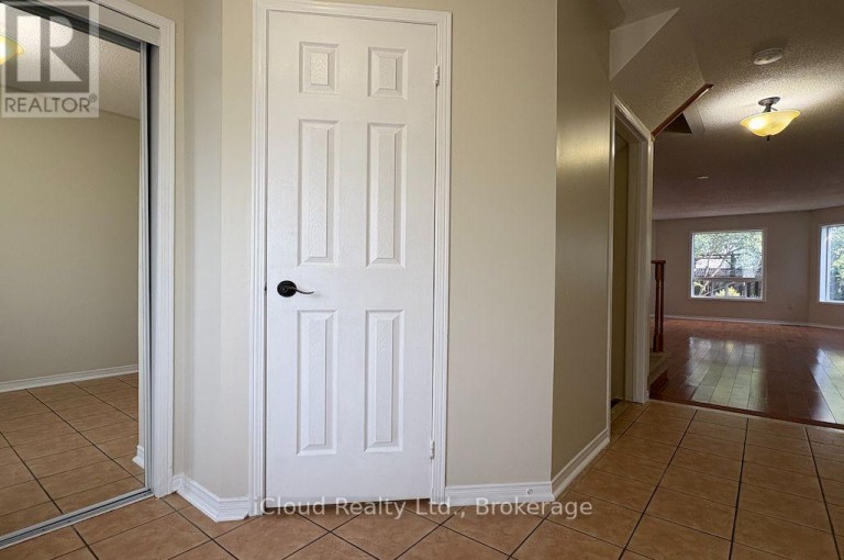 1220 KNIGHT TRAIL, Milton (DE Dempsey), Ontario, L9T5R9