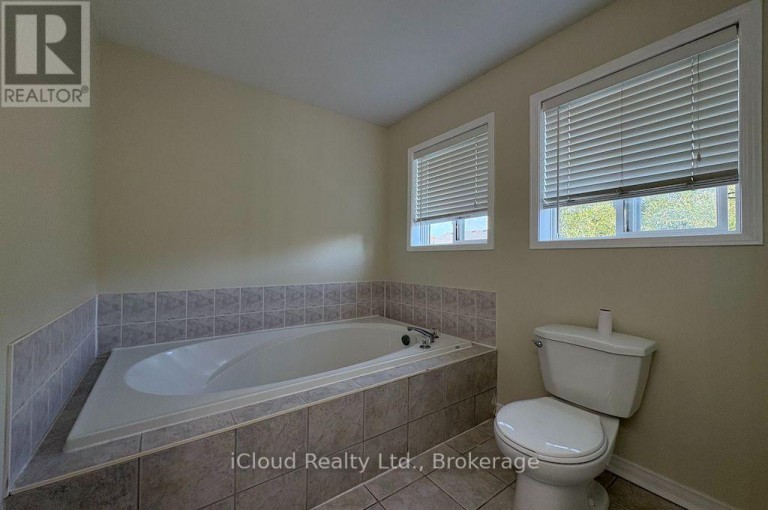 1220 KNIGHT TRAIL, Milton (DE Dempsey), Ontario, L9T5R9