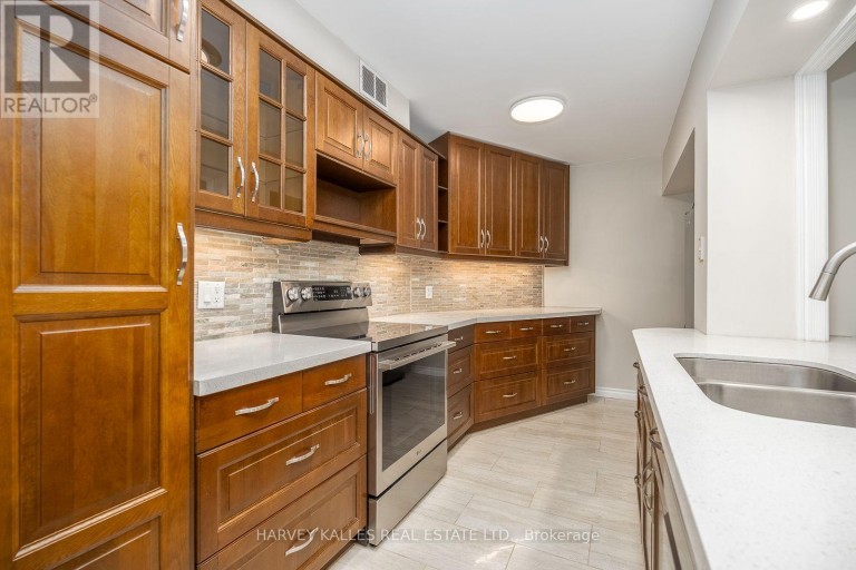 521 - 20 SOUTHPORT STREET, Toronto (High Park-Swansea), Ontario, M6S4Y8