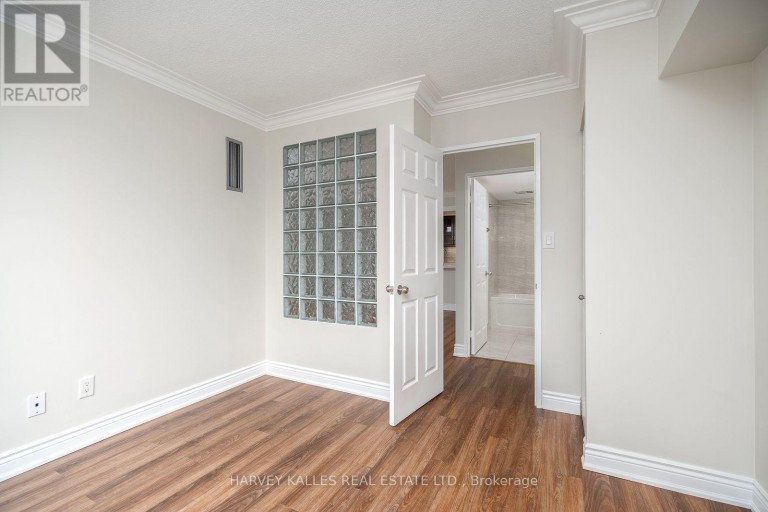 521 - 20 SOUTHPORT STREET, Toronto (High Park-Swansea), Ontario, M6S4Y8