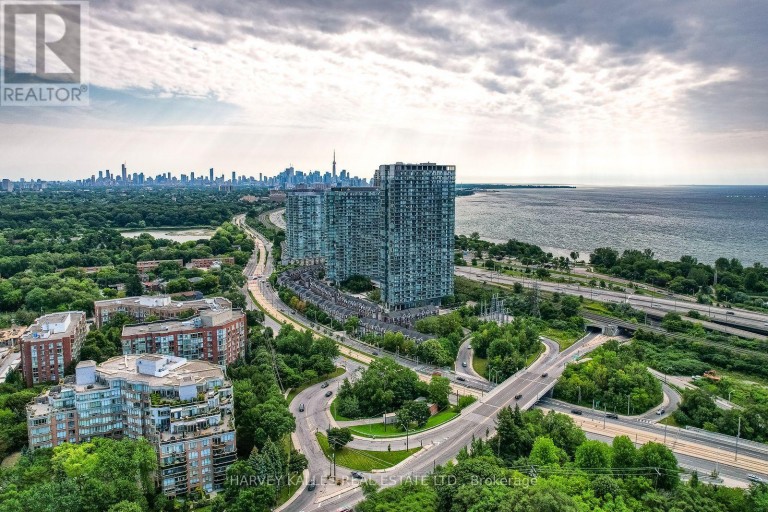 521 - 20 SOUTHPORT STREET, Toronto (High Park-Swansea), Ontario, M6S4Y8