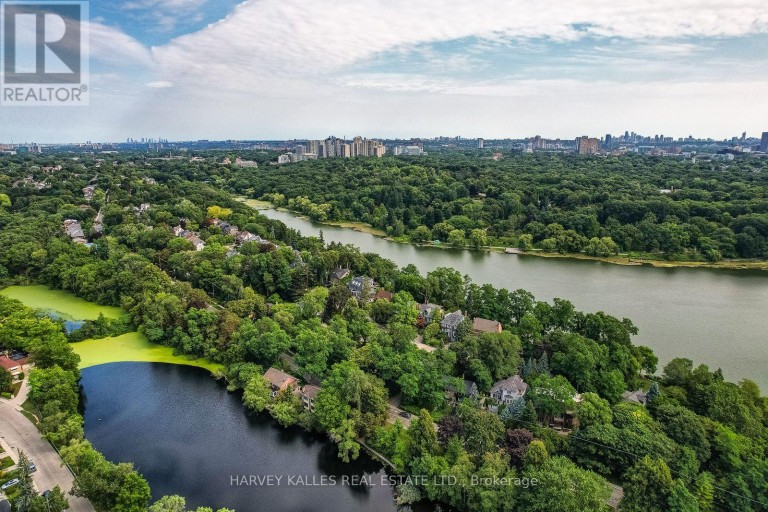 521 - 20 SOUTHPORT STREET, Toronto (High Park-Swansea), Ontario, M6S4Y8