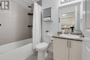 111 - 35 SOUTHSHORE CRESCENT Hamilton (Stoney Creek) Ontario photo 18