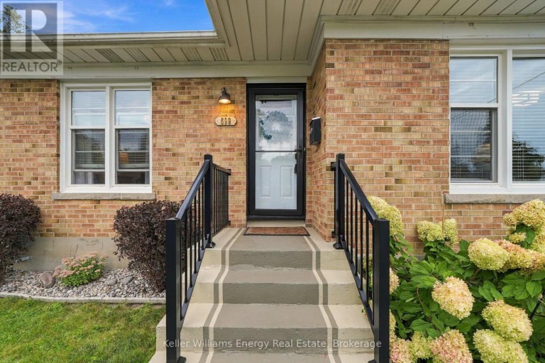 699 GRIERSON STREET, Oshawa (Centennial), Ontario, L1G5J6