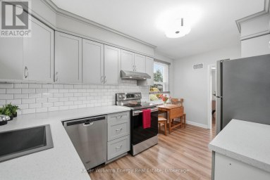699 GRIERSON STREET Oshawa (Centennial) Ontario photo 4