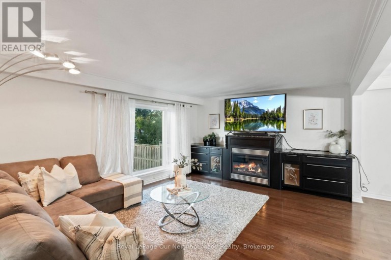 45 CHIPPER CRESCENT, Toronto (Eglinton East), Ontario, M1K4R4