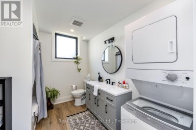47 BLUMENWEG Scugog Ontario photo 38