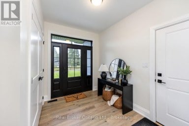 47 BLUMENWEG Scugog Ontario photo 6
