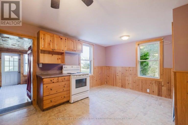 64 GREEN STREET, Deseronto (Deseronto (Town)), Ontario, K0K1X0