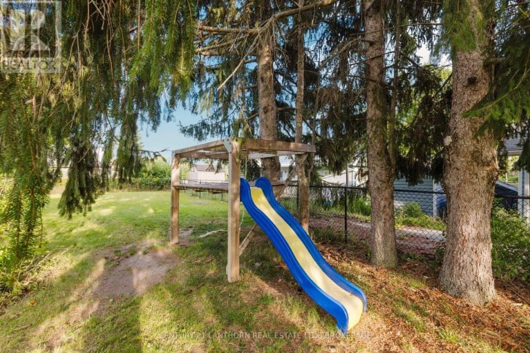 64 GREEN STREET, Deseronto (Deseronto (Town)), Ontario, K0K1X0