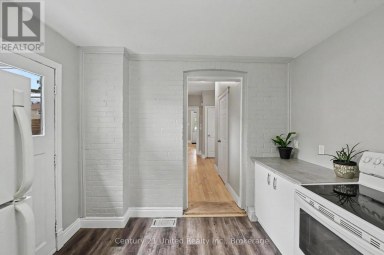 554 SHERBROOKE STREET Peterborough (Town Ward 3) Ontario photo 12